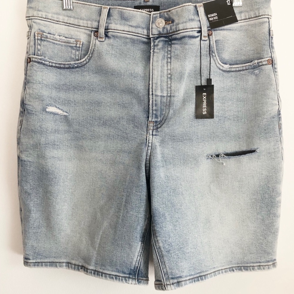 NEW. Express Bermuda High Rise Shorts
